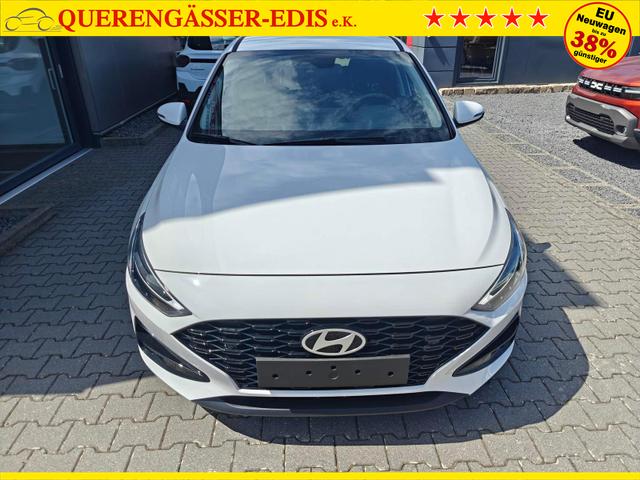 Hyundai i30 Family HB 1.6 GO*Navi*LED*Shzg*Lhzg*PDC*Cam*16Zoll* 
