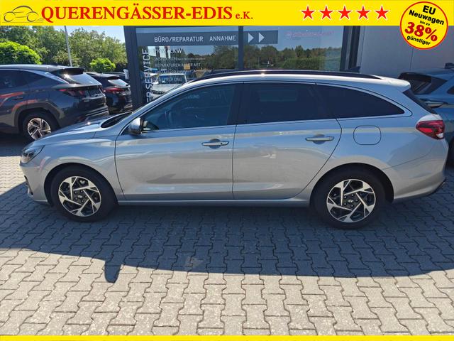 Hyundai i30 Kombi Style SW 1.6 Style*Navi*LED*Shzg*Lhzg*TOT*Cam*ACC 
