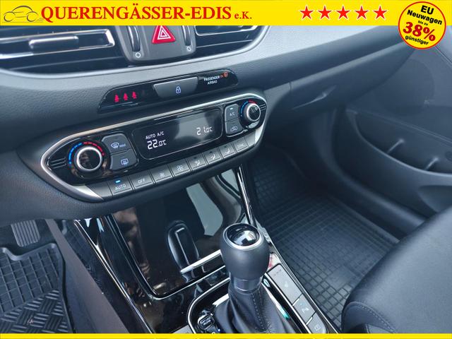 Hyundai i30 Kombi Style SW 1.6 Style*Navi*LED*Shzg*Lhzg*TOT*Cam*ACC 