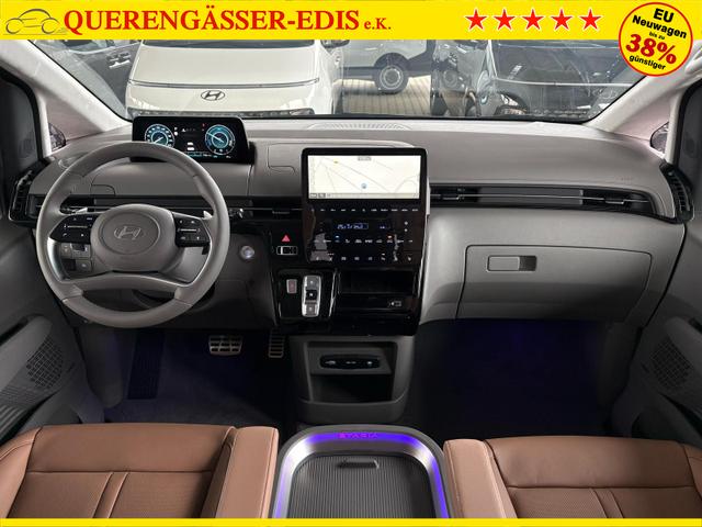 Hyundai Staria Luxury 1.6 T-GDi HEV 2WD 7-Sitzer / ACC 360° Kam. Pano 4x Shz Elek. Klappe + Schiebetür *Frei Haus geliefert, ab der 2. Bestellung* 