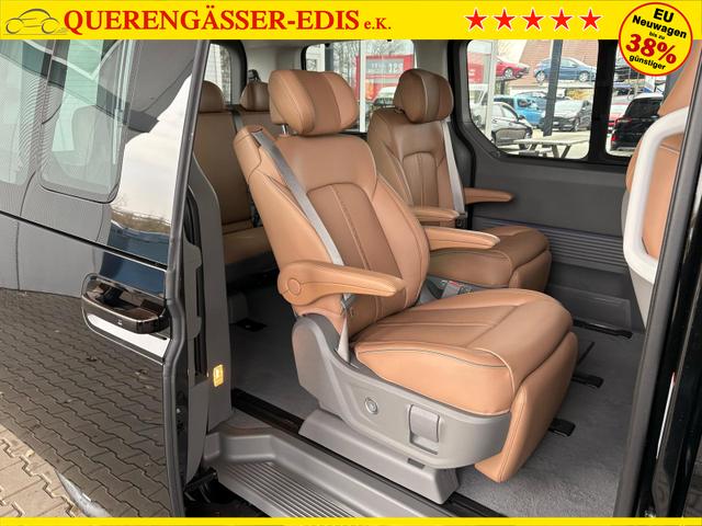 Hyundai Staria Luxury 1.6 T-GDi HEV 2WD 7-Sitzer / ACC 360° Kam. Pano 4x Shz Elek. Klappe + Schiebetür *Frei Haus geliefert, ab der 2. Bestellung* 