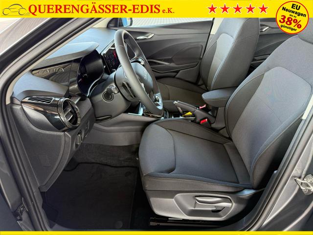 Skoda Fabia Selection 1.0 TSI DSG 85 kW / PDC H mit Kamera Front Assist 15 Zoll LM Felgen 