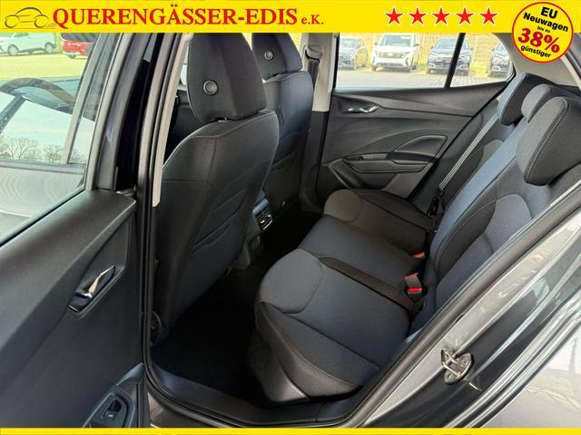 Skoda Fabia Selection 1.0 TSI DSG 85 kW / PDC H mit Kamera Front Assist 15 Zoll LM Felgen 