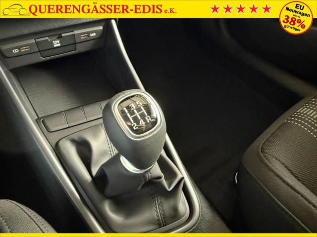 Hyundai BAYON i-Line 1,2 MPI 5MT 84 PS / Tempom. Dachreling Klima DAB 