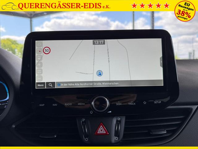 Hyundai i30 Kombi Comfort+1.5 GDI 6MT / Navi PDC V.&H. Kamera LED Carplay Sitz & Lenkr.Heiz. 