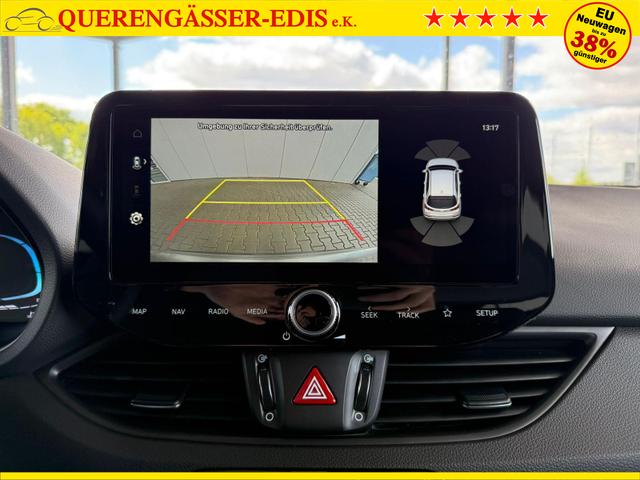 Hyundai i30 Kombi Comfort+1.5 GDI 6MT / Navi PDC V.&H. Kamera LED Carplay Sitz & Lenkr.Heiz. 