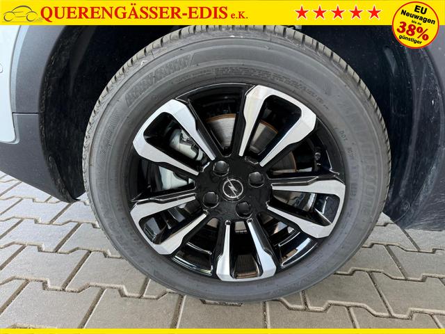 Opel Crossland 1.2 Turbo 110PS 6MT Elegance Panoramadach / Klima Automatic PDC v+h 