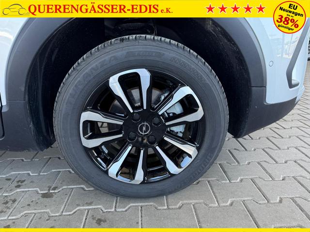 Opel Crossland 1.2 Turbo 110PS 6MT Elegance Panoramadach / Klima Automatic PDC v+h 