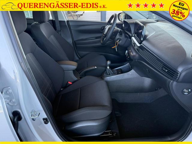 Hyundai BAYON 1,2 MPI Comfort+ 5MT / Navi PDC m.Kamera Tempom. ALU 16 