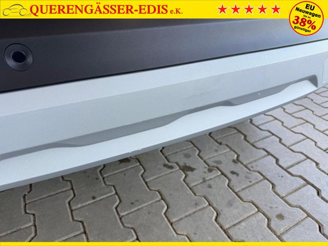 Opel Crossland 1.2 Turbo 110PS 6MT Elegance / Navi Panoramadach Klimaautom./ PDC v+h LED ALU16 