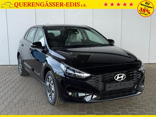 Hyundai i30 GO 1.5 DPI / Sitz + Lenkradh./ LED Navi Tempomat Alu16 PDC V.&H.m.Kamera 