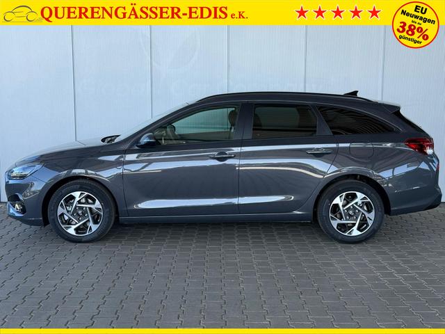 Hyundai i30 Kombi Comfort+1.5 GDI 6MT / Navi PDC V.&H. Kamera LED Carplay Sitz & Lenkr.Heiz. 