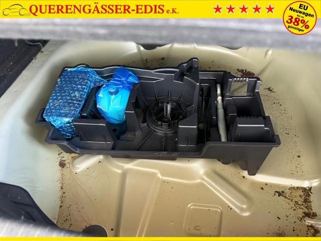 Citroën C4 Plus 1.2 ESS 130 PS EAT8 / Navi PDC m.Kamera LED Tempom. Alu 18 