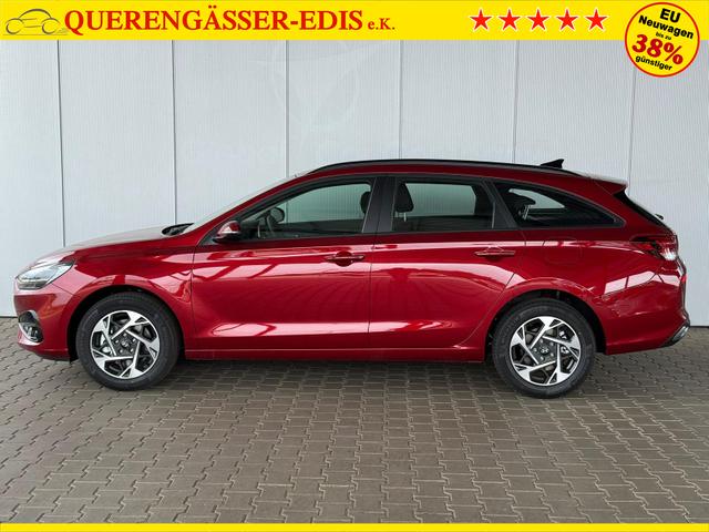 Hyundai i30 Kombi GO 1.5 DPI / Sitz + Lenkradh./ LED Navi Tempomat Alu16 PDC V.&H.m.Kamera 