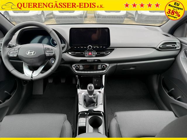 Hyundai i30 Kombi GO Plus 1.5 DPI 97 PS 6MT / Sitz + Lenkradh./ LED Navi Tempomat Alu16 PDC V.&H.m.Kamera Totenwinkel assist. 