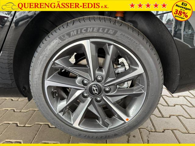 Hyundai i30 Kombi GO Plus 1.5 DPI 97 PS 6MT / Sitz + Lenkradh./ LED Navi Tempomat Alu16 PDC V.&H.m.Kamera Totenwinkel assist. 