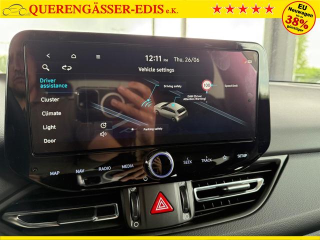 Hyundai i30 Kombi GO Plus 1.5 DPI 97 PS 6MT / Sitz + Lenkradh./ LED Navi Tempomat Alu16 PDC V.&H.m.Kamera Totenwinkel assist. 