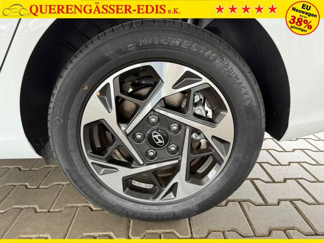 Hyundai i30 Kombi GO 1.5 DPI 97 PS / Sitz + Lenkradh./ LED Navi Tempomat Alu16 PDC V.&H.m.Kamera 