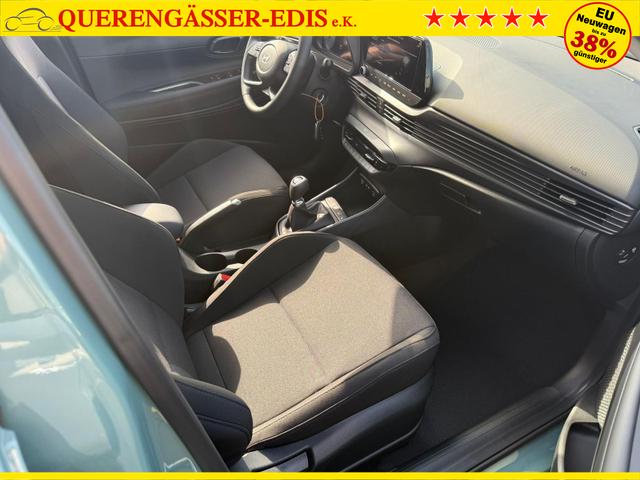 Hyundai i20 Comfort 1.2 MPI / Sitz + Lenkradheizung Navi Tempomat PDC Kamera Alu 16" *Frei Haus geliefert, ab der 2. Bestellung* 