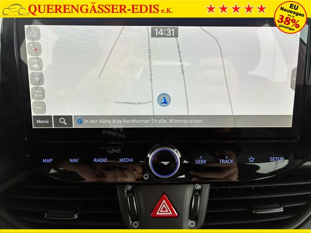 Hyundai i30 Kombi Comfort 1.5 GDi / LED Navi PDC V&H + Kamera Tempomat Carplay Alu 16" 