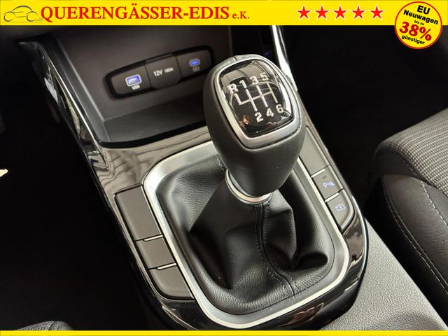 Hyundai i30 Kombi Comfort 1.5 GDi / LED Navi PDC V&H + Kamera Tempomat Carplay Alu 16" 