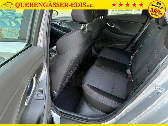 Hyundai i30 Fastback N-Line 1.5 T-GDI 7-DCT / ACC Sitz + Lenkradheizung LED PDC V&H Kamera Alu 18" 