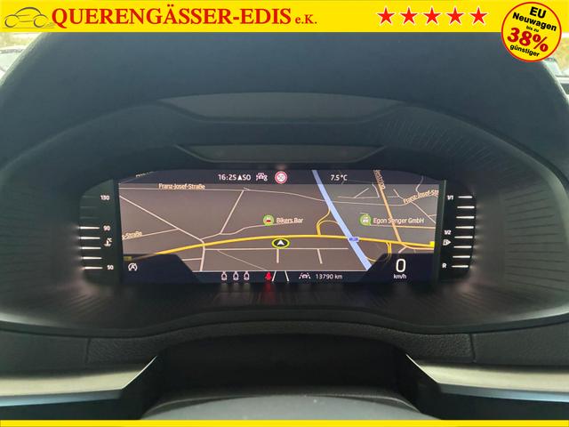 Skoda Karoq 1.0 TSI EXECUTIVE Navi / Carplay ACC Klimaautomatik LED Rückfahrkamera Alu 17" 