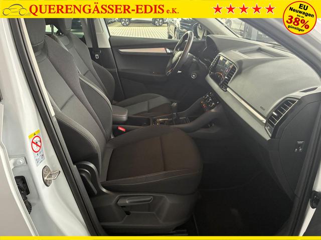 Skoda Karoq 1.0 TSI EXECUTIVE Navi / Carplay ACC Klimaautomatik LED Rückfahrkamera Alu 17" 