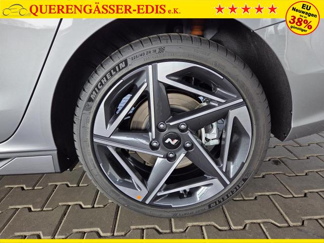 Hyundai i30 Kombi N-Line 1.5 T-GDI mHev DCT / Navi ACC Sitz & Lenkradheizung LED Alu 18" 