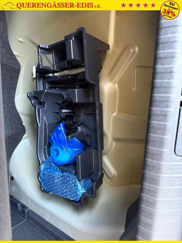 Citro&euml;n C4 Plus 1.2 ESS EAT8 / Navi PDC m.Kamera LED Tempomat Alu 18" 