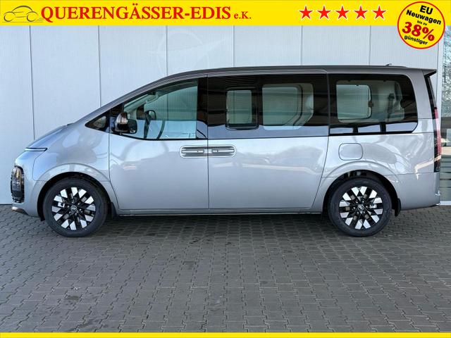 Hyundai Staria Luxury 1.6 T-GDi HEV 2WD 7-Sitzer / ACC 360&deg; Kam. Pano 4x Shz Elek. Klappe + Schiebet&uuml;r 