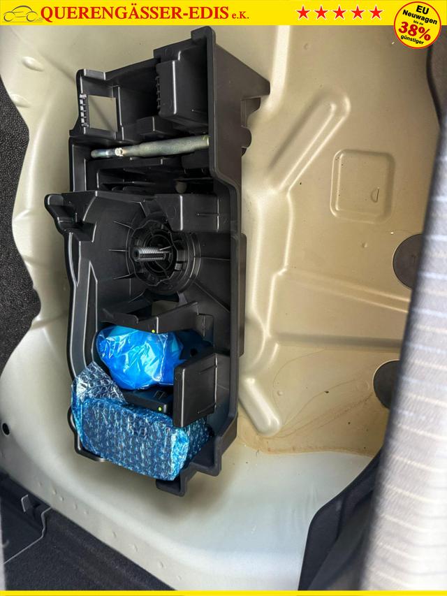 Citro&euml;n C4 Plus 1.2 ESS 130 PS EAT8 / Navi PDC m.Kamera LED Tempom. Alu 18 Keyless 