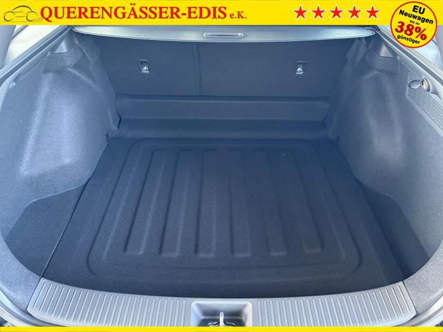 Hyundai i30 Kombi Comfort 1.5 GDI 95PS 6MT Navi / PDC V&H. m. Kamera LED Nebel 15'' LM 