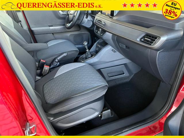 Ford Tourneo Courier Titanium 1.0 Ecoboost / PDC V&H +Kamera Shz vo AHK fest Alu 16" 