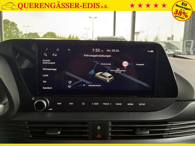 Hyundai i20 Pure 1.2 MPI / Navi PDC Hinten + Kamera Abgedunkelte Scheiben Tempomat Alu 16" 