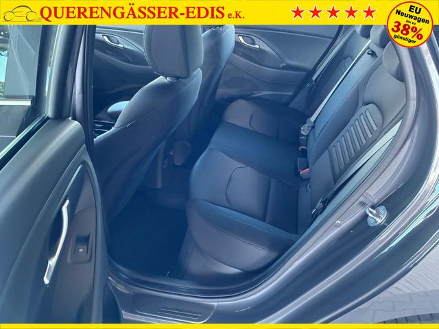 Hyundai i30 Kombi Comfort Plus 1.0 TGDI / Navi Sitz & Lenkr.Heiz. Keyless LED Alu17 