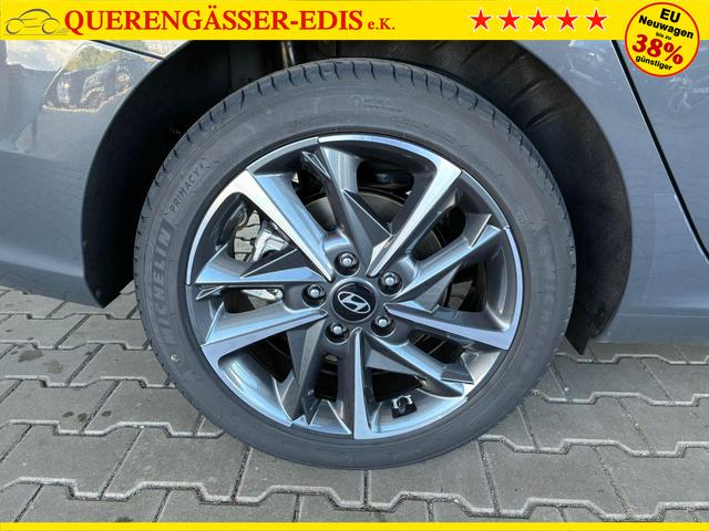 Hyundai i30 Kombi Comfort Plus 1.0 TGDI / Navi Sitz & Lenkr.Heiz. Keyless LED Alu17 
