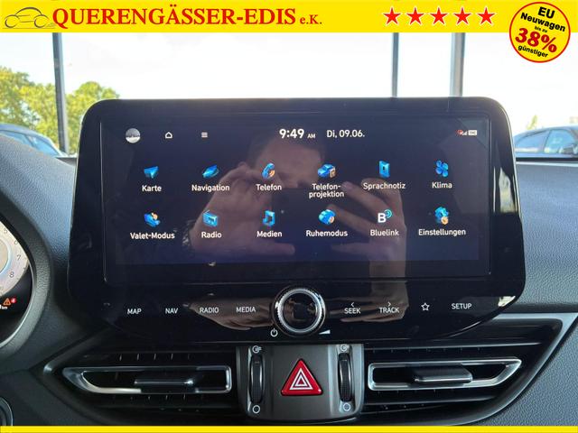 Hyundai i30 Kombi Comfort Plus 1.0 TGDI / Navi Sitz & Lenkr.Heiz. Keyless LED Alu17 