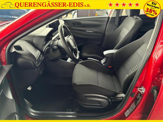 Hyundai BAYON Comfort Plus 1.2 MPI / Navi PDC m. Kamera Klimaautom./ LED Sitz & Lenkr.Heiz/ Alu16 