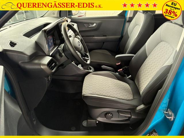 Ford Tourneo Courier Titanium 1.0 Ecoboost / PDC V&H +Kamera Shz vo AHK fest Alu 16" 