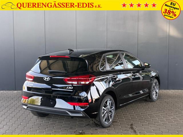 Hyundai i30 Comfort Plus 1.0 T-GDI Navi / PDC V+H mit Kamera Shz Vorne LED Alu 17'' 