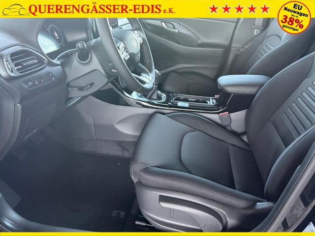 Hyundai i30 Comfort Plus 1.0 T-GDI Navi / PDC V+H mit Kamera Shz Vorne LED Alu 17'' 