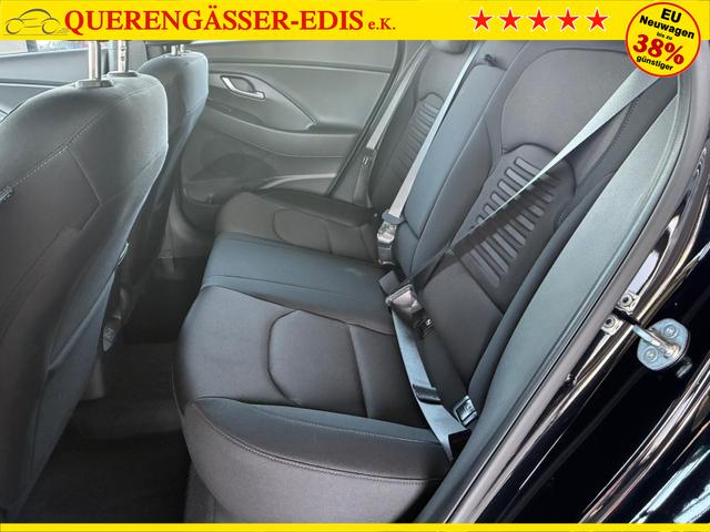 Hyundai i30 Comfort Plus 1.0 T-GDI Navi / PDC V+H mit Kamera Shz Vorne LED Alu 17'' 