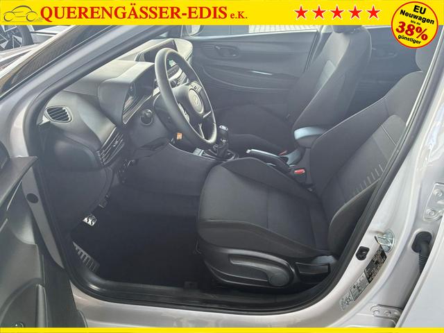 Hyundai BAYON Comfort Plus 1.2 MPI / Navi PDC m. Kamera Klimaautom./ LED Sitz & Lenkr.Heiz/ Alu16 