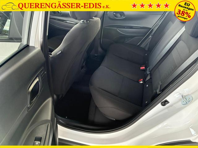 Hyundai BAYON Comfort Plus 1.2 MPI / Navi PDC m. Kamera Klimaautom./ LED Sitz & Lenkr.Heiz/ Alu16 