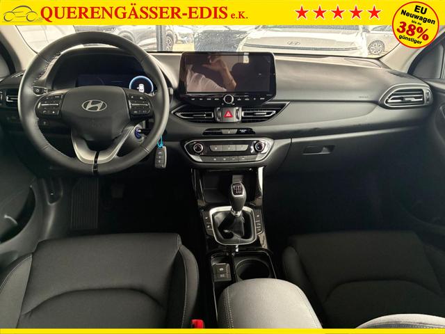 Hyundai i30 Kombi Comfort 1.5 GDI / Navi Tempomat Shz Vorne + Lenkrad heizung LED ALU 16'' 