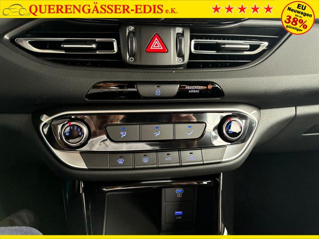 Hyundai i30 Kombi Comfort 1.5 GDI / Navi Tempomat Shz Vorne + Lenkrad heizung LED ALU 16'' 
