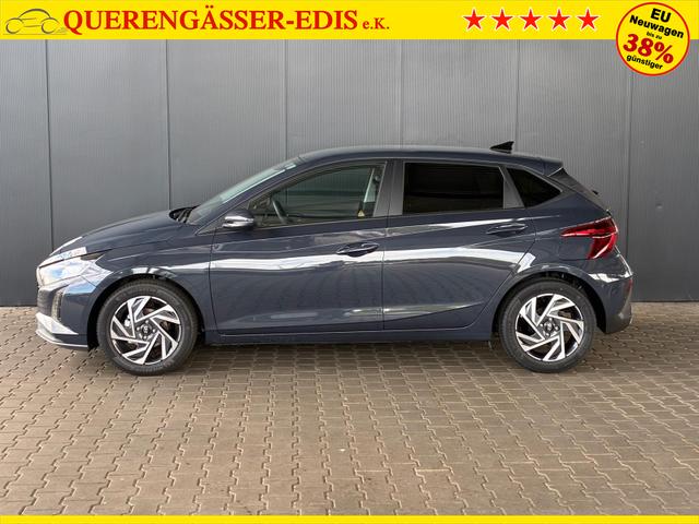 Hyundai i20 Pure 1.2 MPI / Navi PDC Hinten + Kamera Abgedunkelte Scheiben Tempomat Alu 16" 