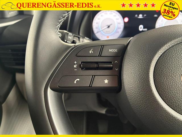 Hyundai i20 Pure 1.2 MPI / Navi PDC Hinten + Kamera Abgedunkelte Scheiben Tempomat Alu 16" 