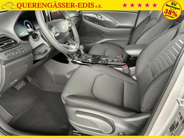 Hyundai i30 Kombi Comfort Plus 1.0 TGDI DCT / Navi Sitz + Lenkradheizung PDC V&H Kamera LED Alu 17" 